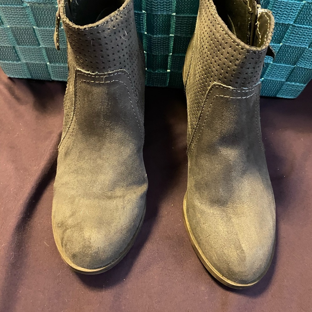 Booties - Picture 3 of 3